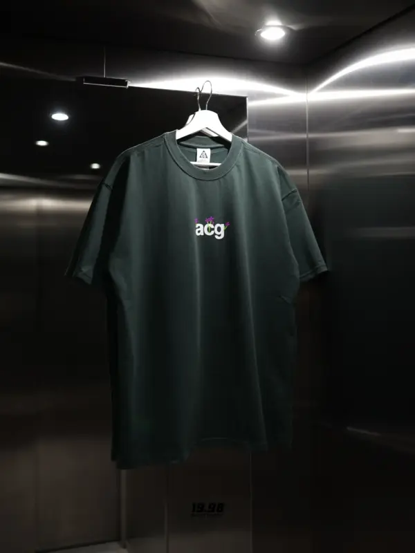 Футболка Nike ACG Outdoor Black Relaxed Fit